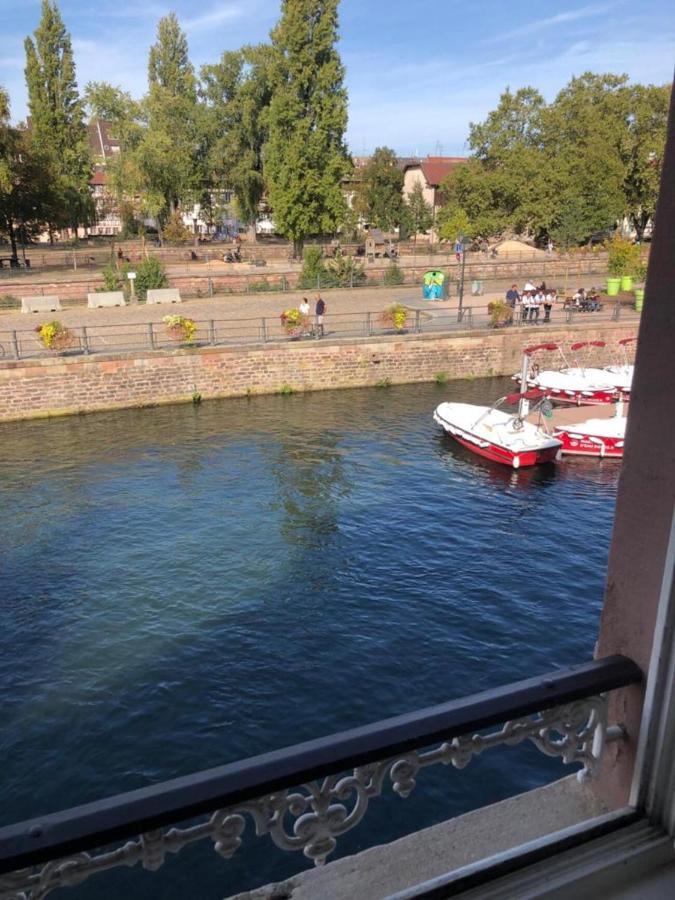 Au Bord De L'eau Strasburgo